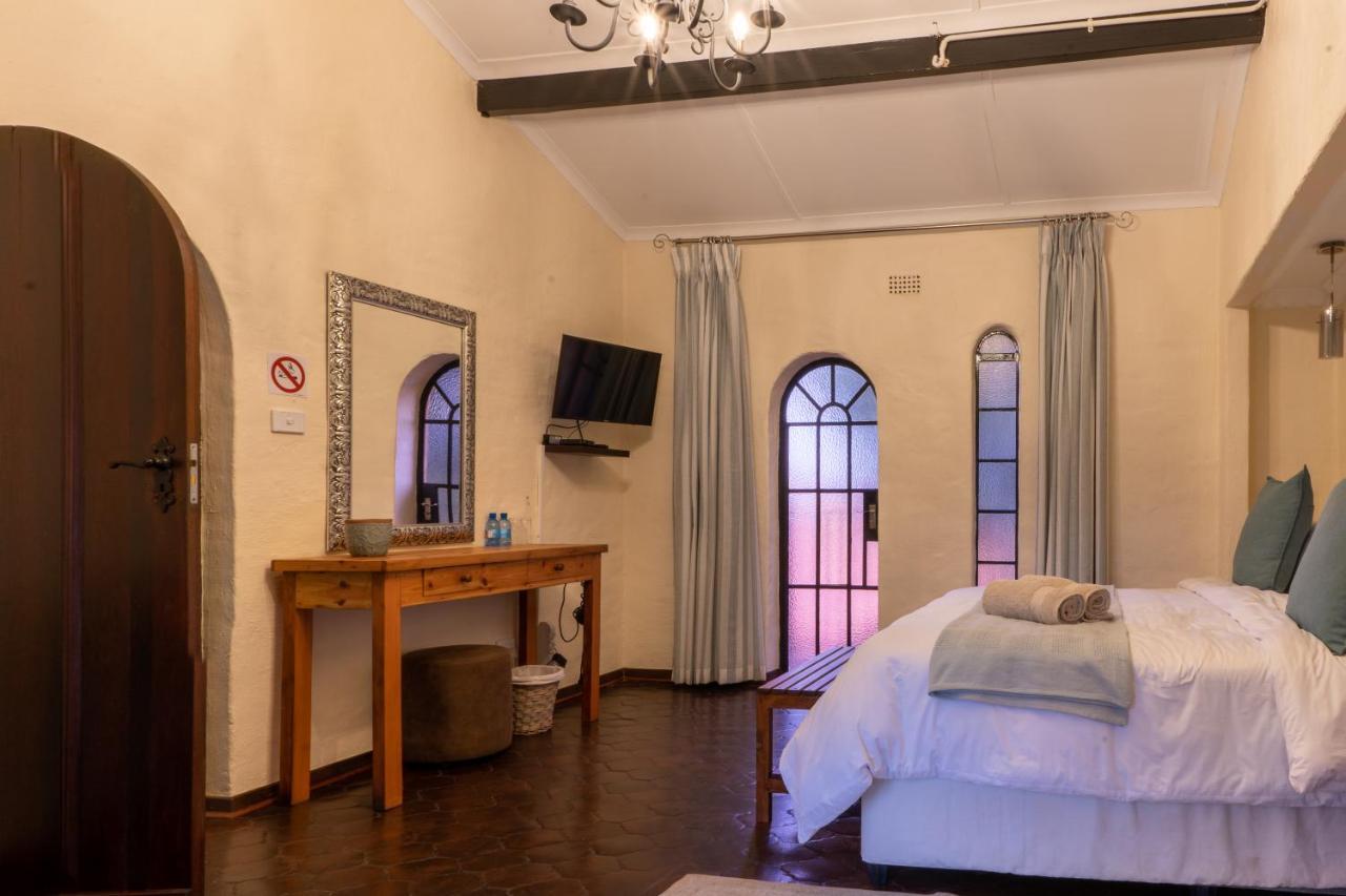 Airport Tower Lodge Kempton Park Eksteriør billede