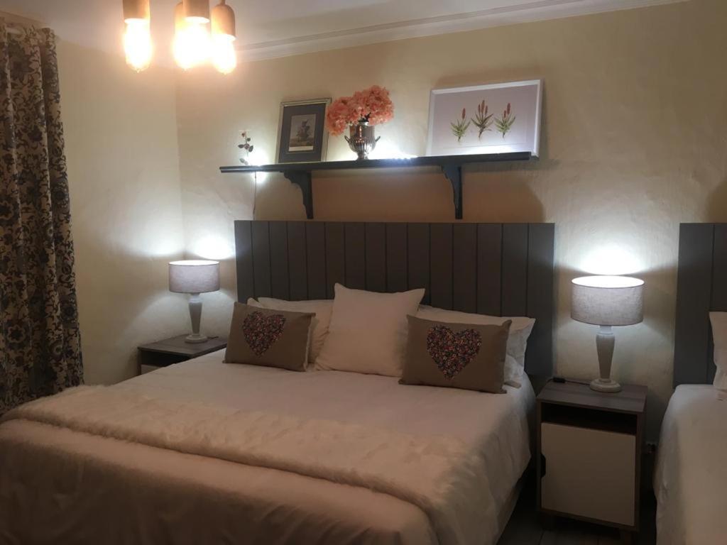 Airport Tower Lodge Kempton Park Eksteriør billede